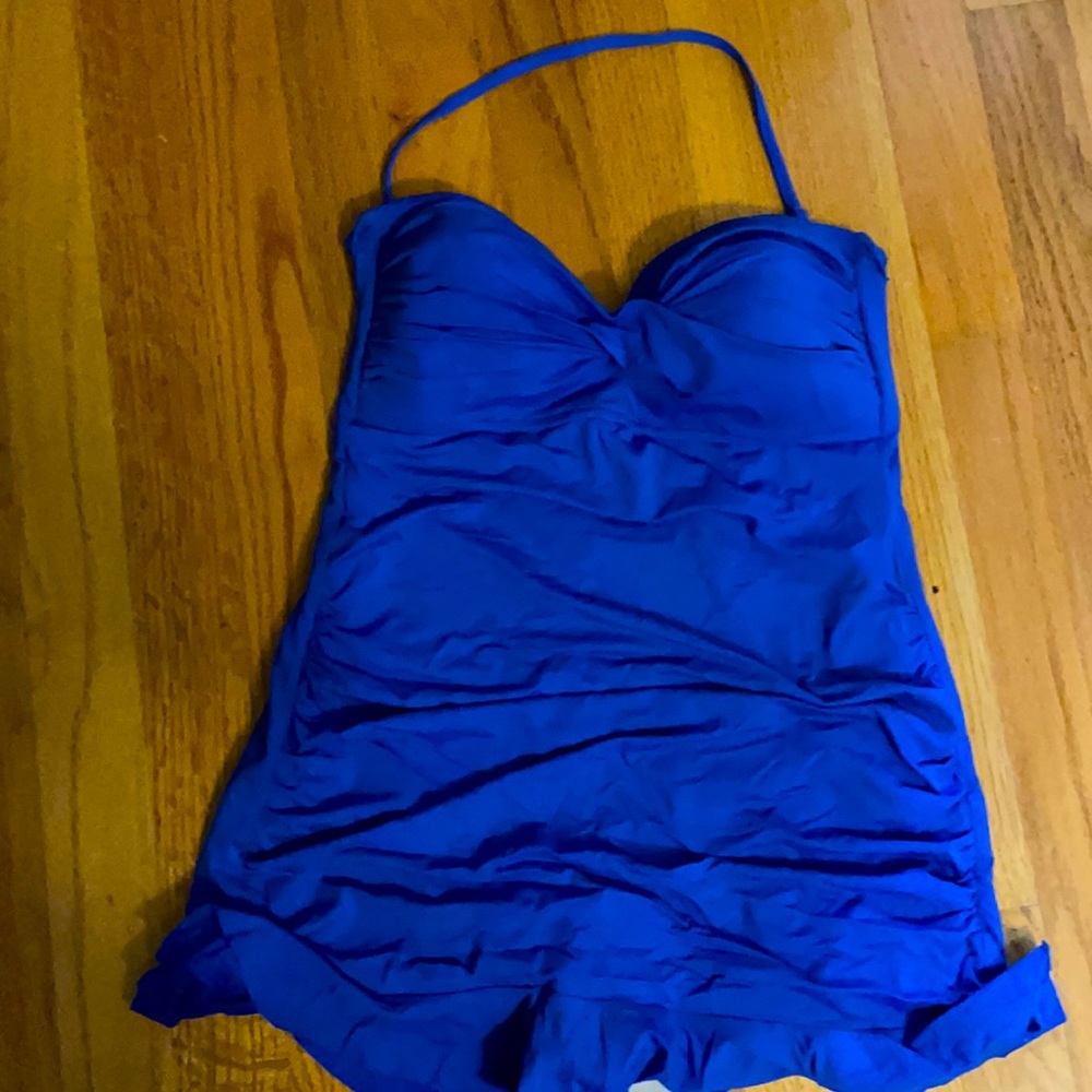 One piece bathing suit